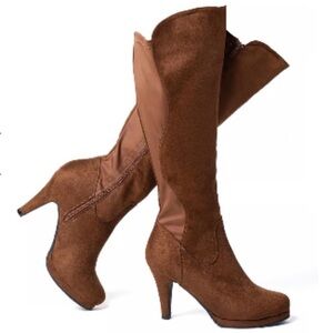 Chic Brown Heeled Boots for Women